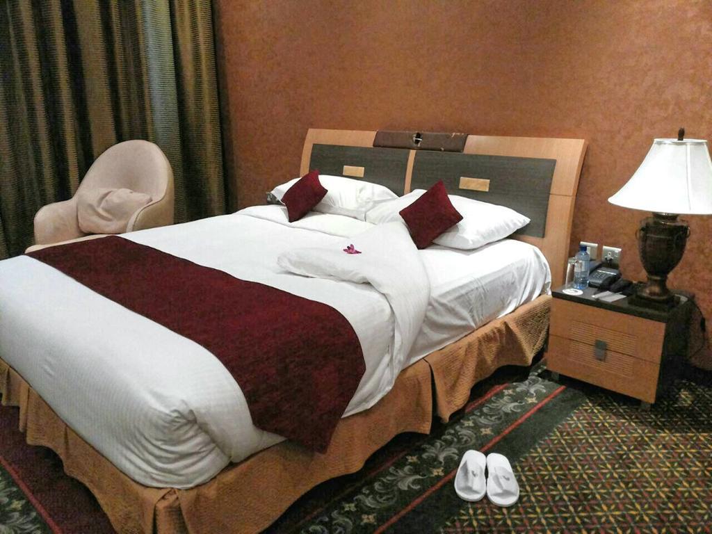 City Center Hotel Манама Экстерьер фото